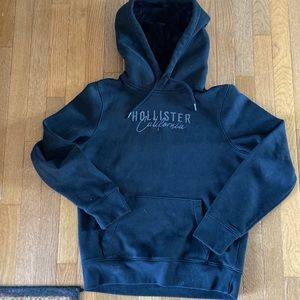 Mens Hollister Sweatshirt with fuzzy hood